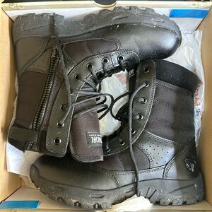 Tactical boots